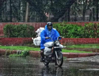 अगले 2 घंटों के दौरान दिल्ली-एनसीआर में होगी हल्की बारिश : आईएमडी